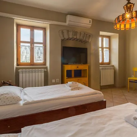 3 Bedroom Stunning In Gora Glusic Semesterbostad Stanisovi
