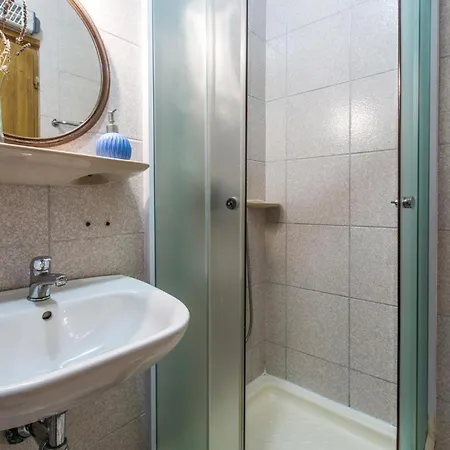 3 Bedroom Stunning In Gora Glusic Semesterbostad Stanisovi