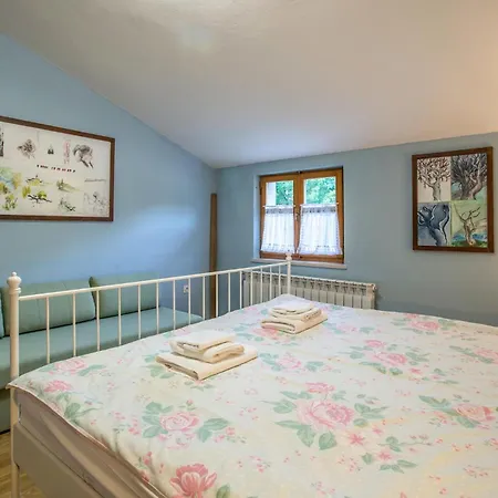 펜션 3 Bedroom Stunning In Gora Glusic